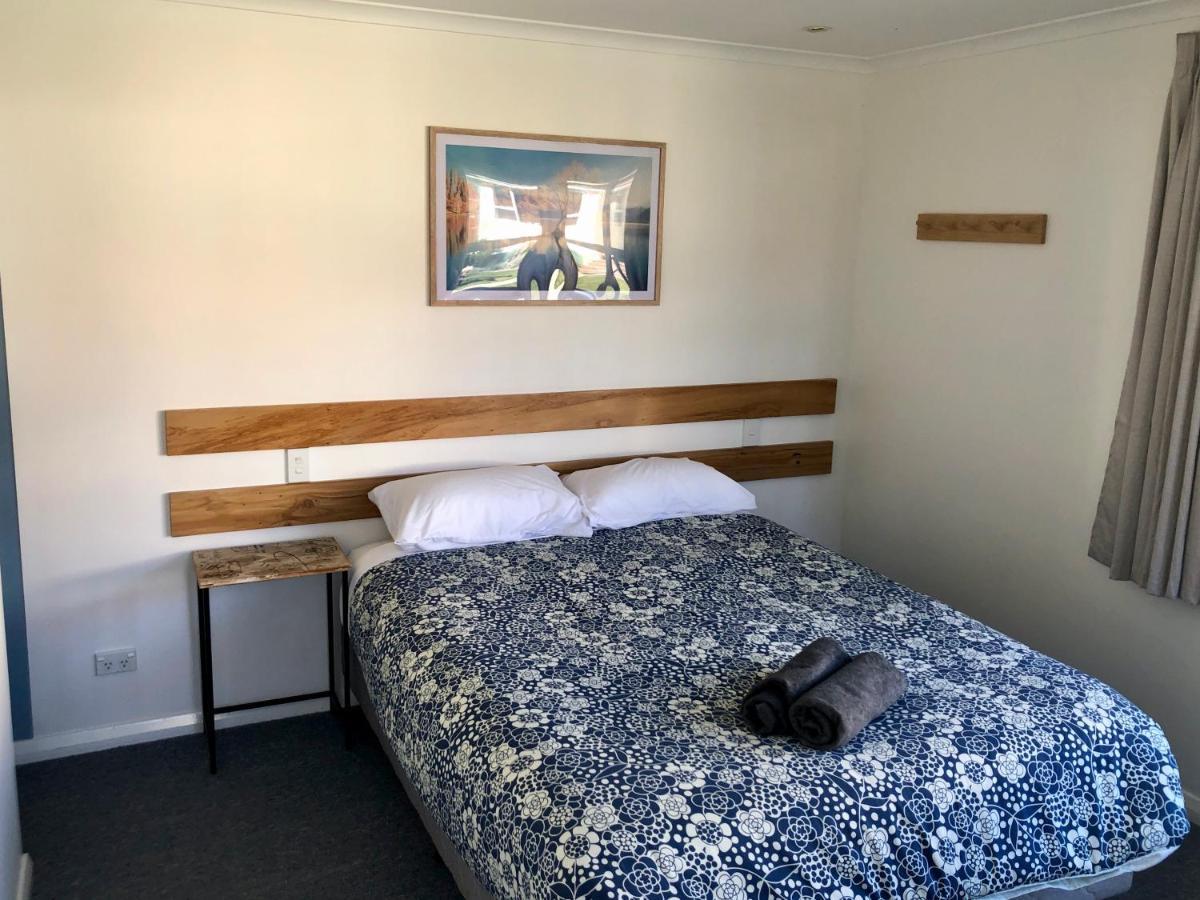 Tailor Made Tekapo Accommodation - Guesthouse & Hostel レイク・テカポ エクステリア 写真