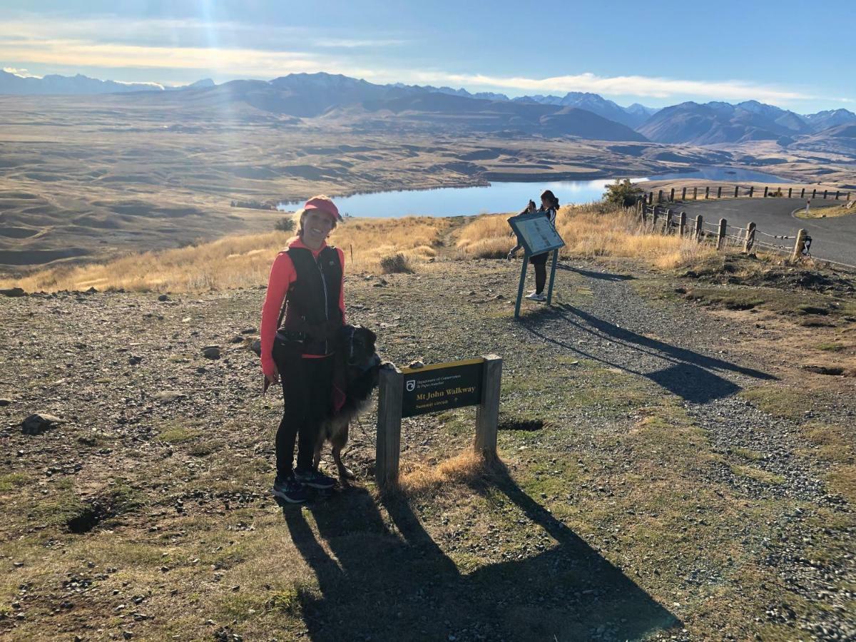 Tailor Made Tekapo Accommodation - Guesthouse & Hostel レイク・テカポ エクステリア 写真